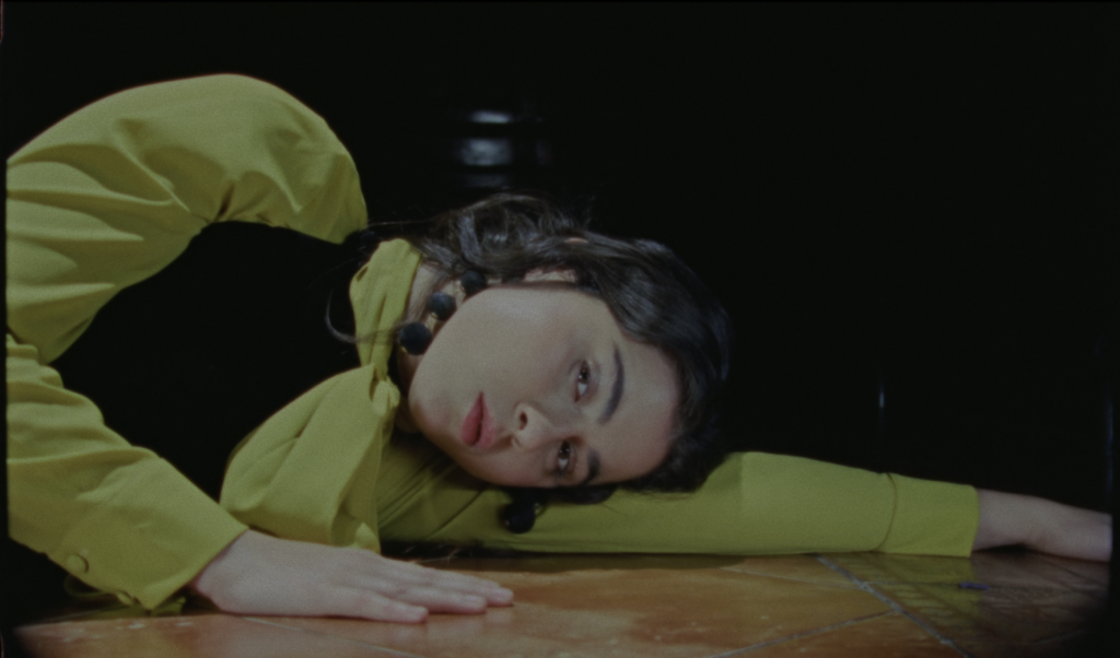 Silvana Estrada versiona “Tom’s Diner”, el clásico de Suzanne Vega