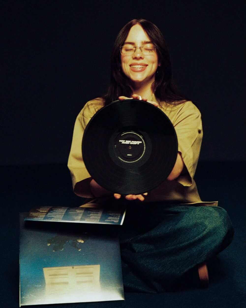 Billie Eilish estrena su tercer álbum de estudio 